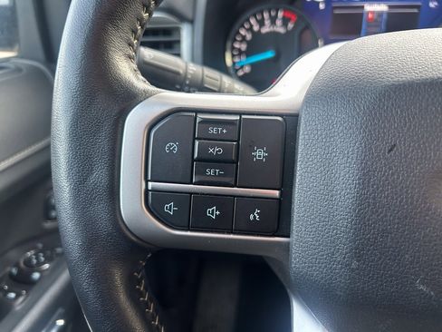 Certified 2024 Ford Expedition XLT image 29