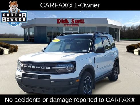 Used 2022 Ford Bronco Sport Outer Banks w/ Tech Package AWD/4WD image 3
