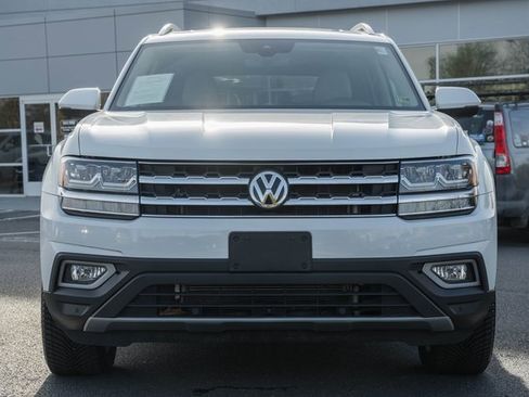 Used 2018 Volkswagen Atlas SEL Premium image 3