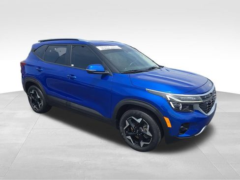 Used 2025 Kia Seltos S AWD/4WD image 7