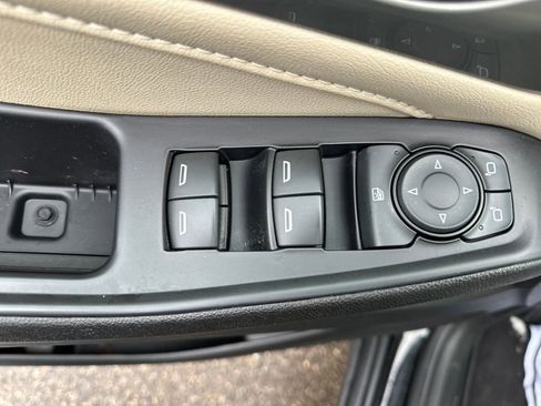 Certified 2022 Chevrolet Traverse LS image 13