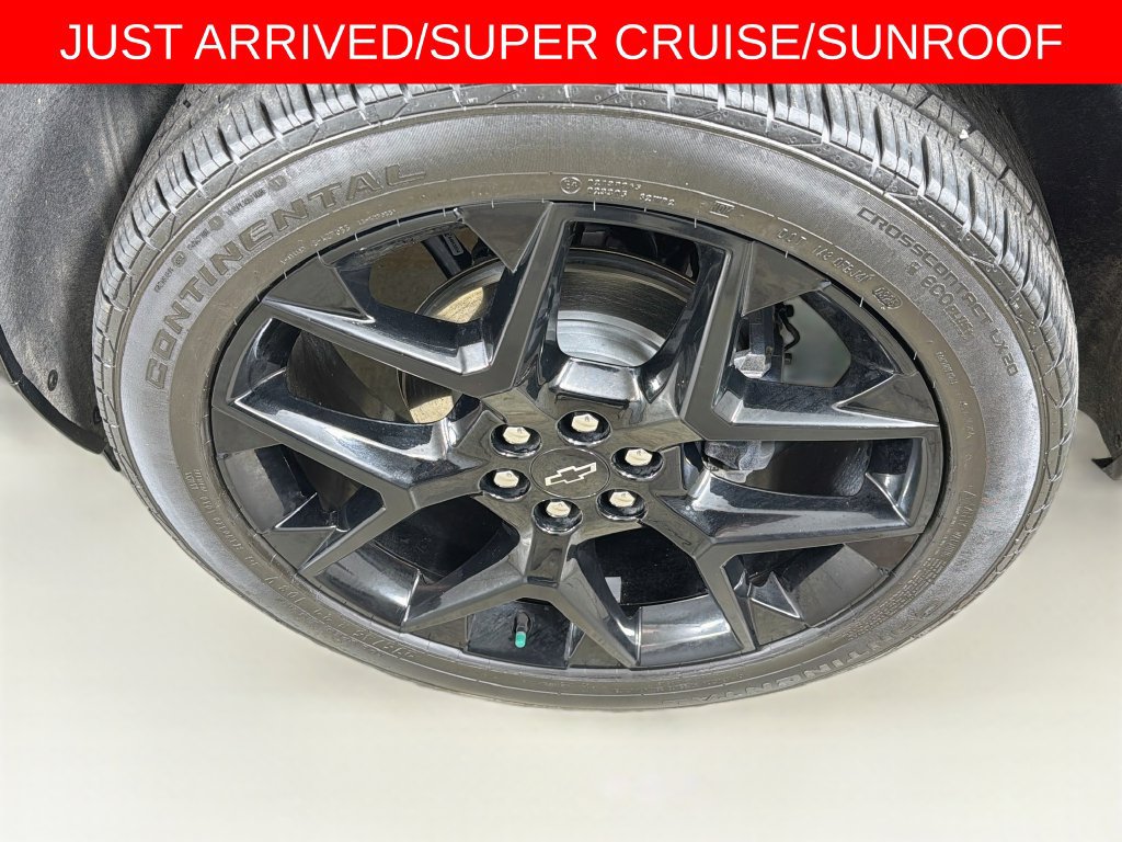 Used 2025 Chevrolet Traverse RS w/ LPO, Floor Liner Package AWD/4WD image 33