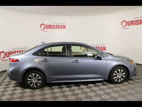 Used 2022 Toyota Corolla LE FWD image 9