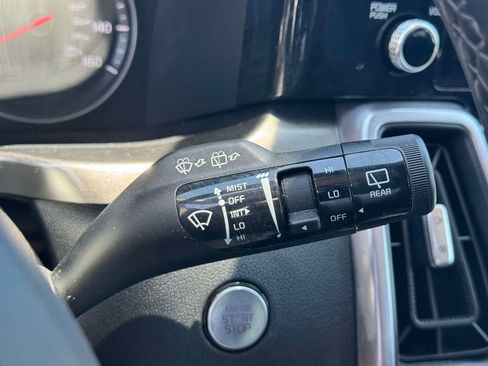 Used 2023 Kia Sorento EX AWD/4WD image 23