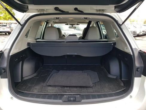 Used 2023 Subaru Forester Premium image 5