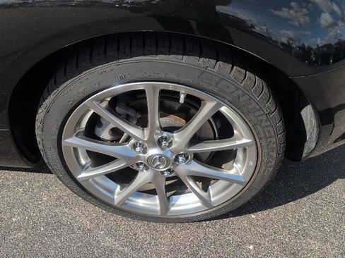 Used 2011 MAZDA MX-5 Miata Grand Touring RWD image 40