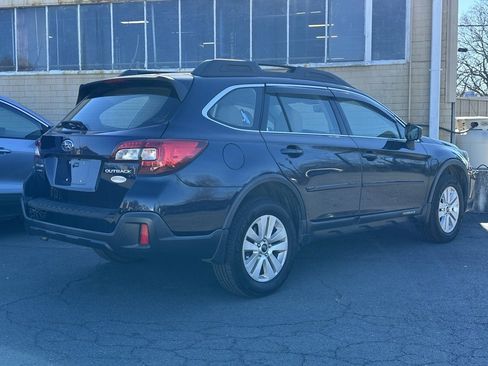 Used 2018 Subaru Outback 2.5i image 6