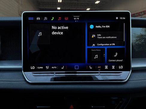 Used 2026 Volkswagen Tiguan SE FWD image 26