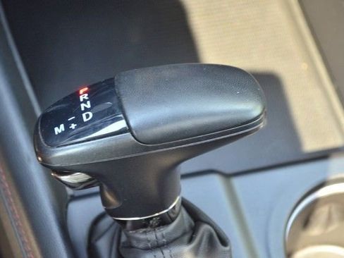 Used 2024 Dodge Durango GT AWD/4WD image 28