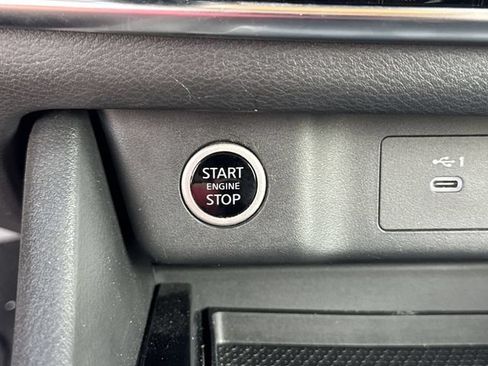 Used 2021 Nissan Rogue SV FWD image 17