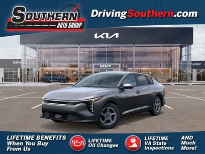 New 2025 Kia K4 LXS