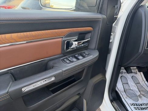 Used 2018 RAM 3500 Laramie Longhorn w/ Snow Chief Group image 16