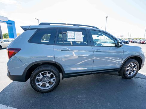 Used 2023 Honda Passport TrailSport image 6