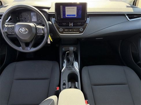 Certified 2025 Toyota Corolla LE image 11