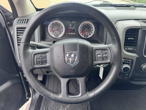 Used 2014 RAM 1500 Express AWD/4WD image 9