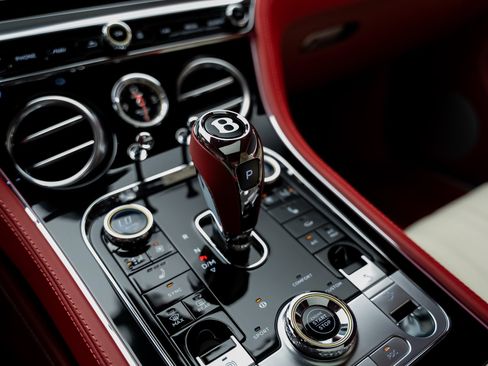 Used 2023 Bentley Continental GT Azure AWD/4WD image 51