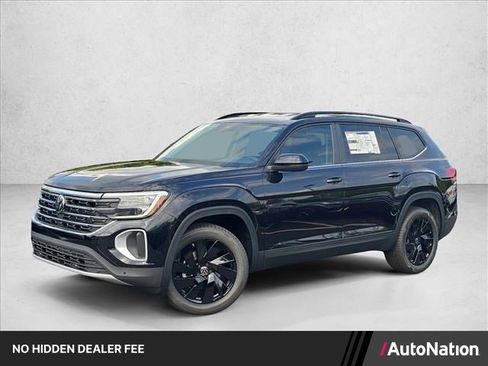 Used 2026 Volkswagen Atlas SE FWD image 1