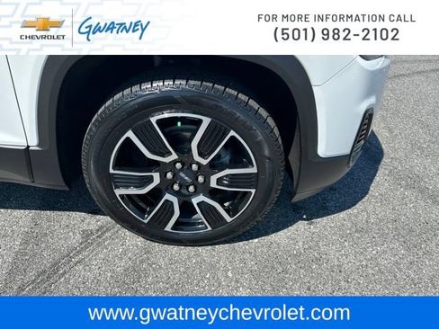 Used 2021 GMC Acadia SLE w/ Driver Convenience Package FWD image 12