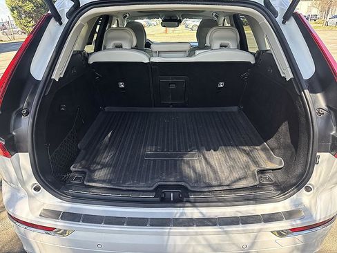 Used 2021 Volvo XC60 T6 Inscription image 23