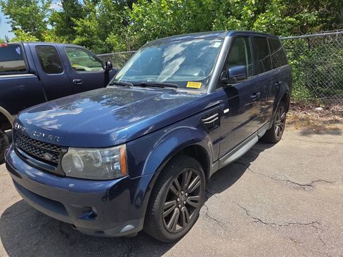 Used 2012 Land Rover Range Rover Sport HSE AWD/4WD image 2