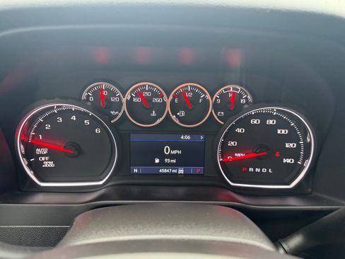 Used 2020 Chevrolet Silverado 1500 LT Trail Boss image 23