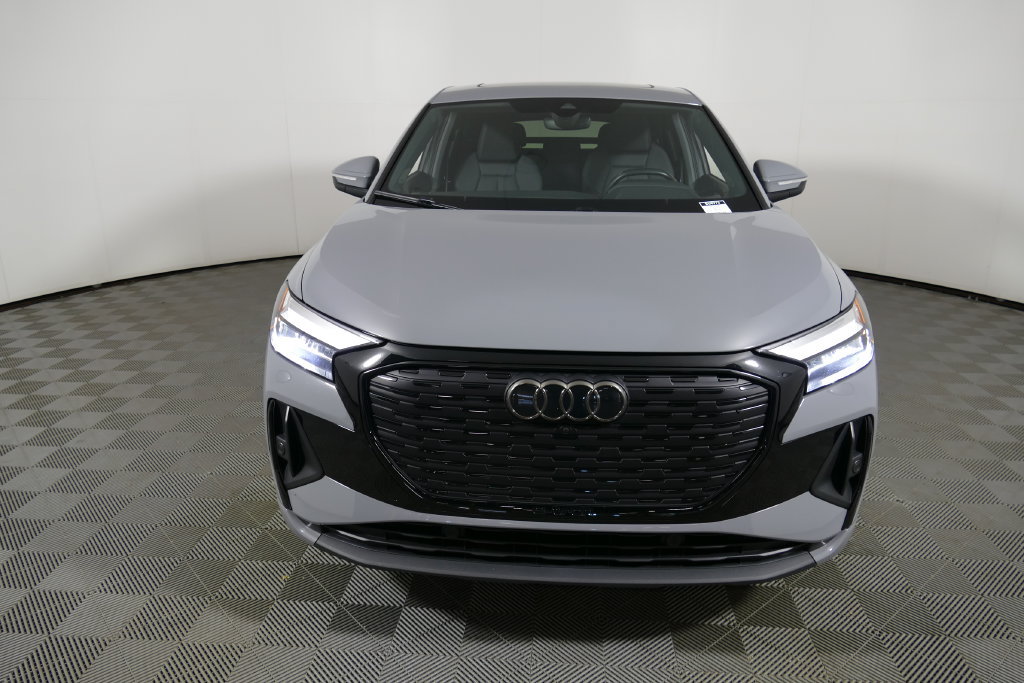 Used 2023 Audi Q4 e-tron Premium Plus w/ Premium Plus AWD/4WD image 8