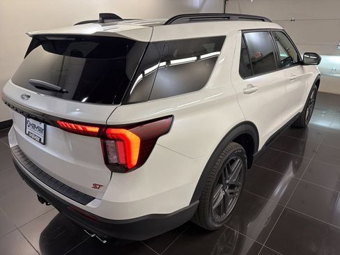 New 2026 Ford Explorer ST AWD/4WD image 6