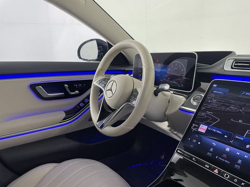 Certified 2022 Mercedes-Benz S 580 4MATIC Sedan image 10