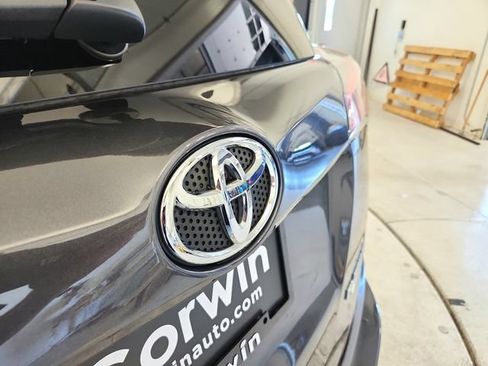 Used 2017 Toyota RAV4 Platinum w/ All Weather Liner Package AWD/4WD image 30