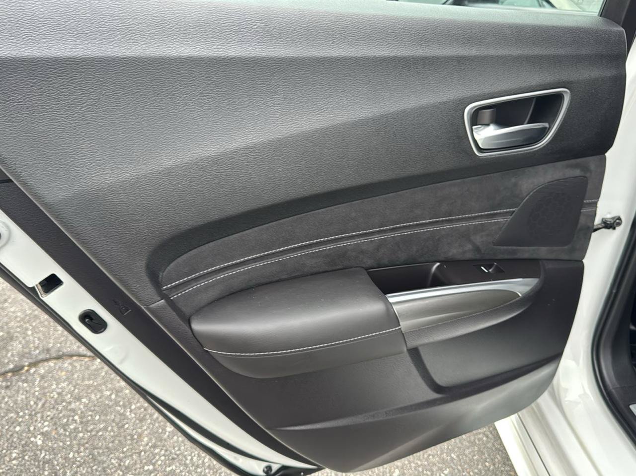 Used 2018 Acura TLX w/ Technology & A-SPEC Package AWD/4WD image 32