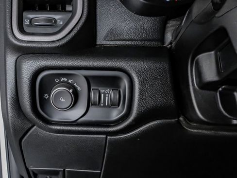 Used 2020 RAM 3500 Tradesman image 27