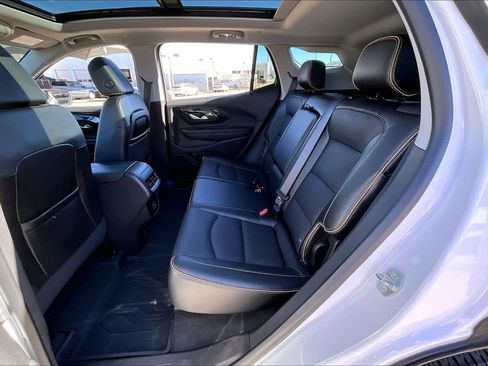 Used 2024 GMC Terrain AT4 w/ Infotainment Package II image 19