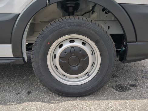 New 2026 Ford Transit 150 Low Roof RWD image 9