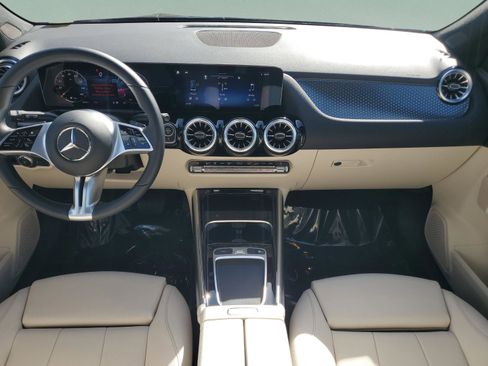 Certified 2025 Mercedes-Benz GLA 250 GLA 250 image 10