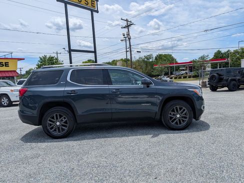 Used 2019 GMC Acadia SLT FWD image 5