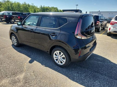 New 2025 Kia Soul LX image 5