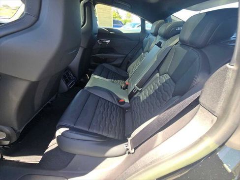 Used 2023 Audi e-tron GT Premium Plus AWD/4WD image 19