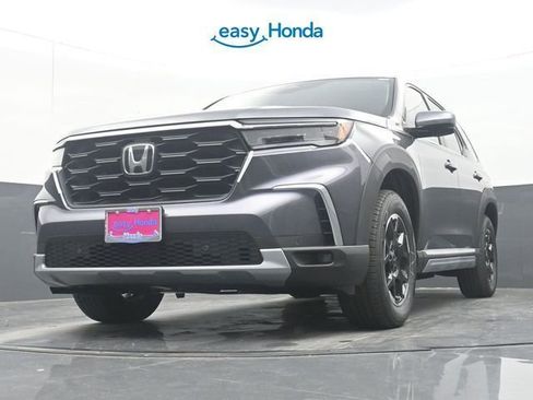 Used 2025 Honda Pilot EX-L image 29