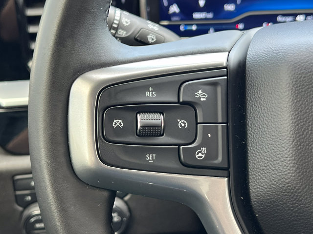 Used 2025 Chevrolet Silverado 1500 LT AWD/4WD image 20