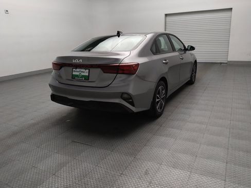 Used 2024 Kia Forte LXS w/ LXS Technology Package image 9