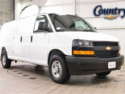 New 2025 Chevrolet Express 3500 Extended