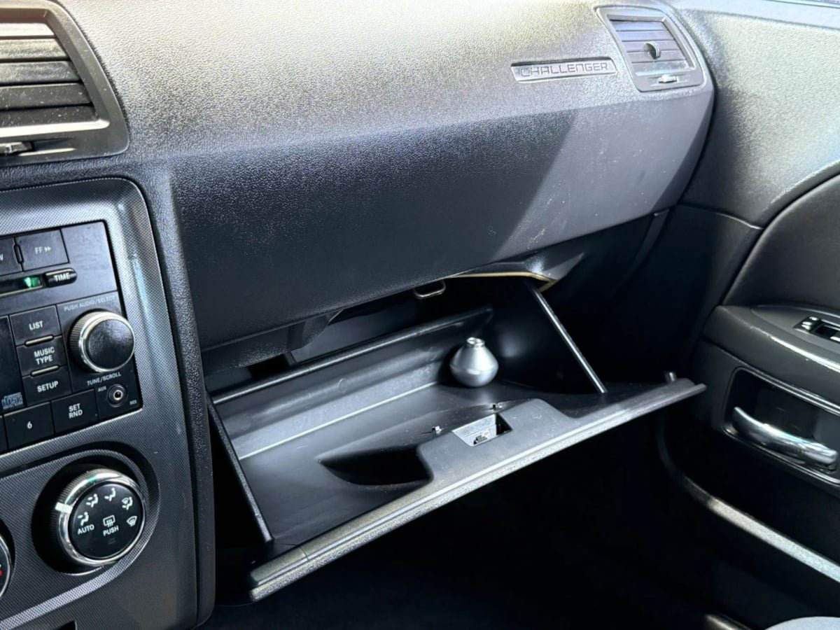 Used 2013 Dodge Challenger R/T RWD image 51