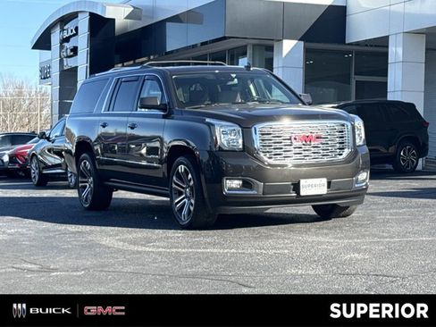 Used 2020 GMC Yukon XL Denali w/ Denali Premium Package image 1
