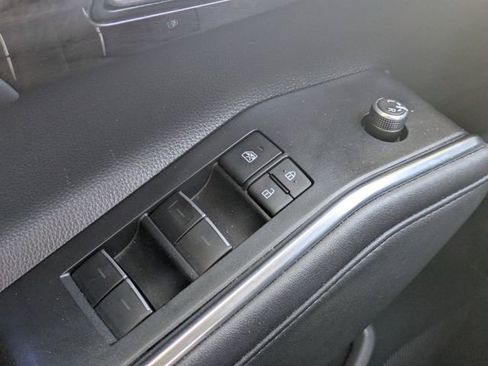 Used 2020 Toyota Highlander Platinum image 23