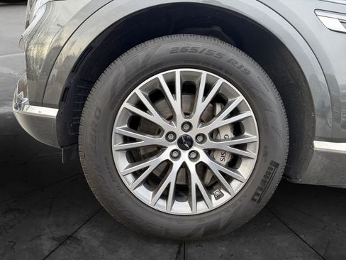 Used 2025 Genesis GV80 2.5T Standard image 14