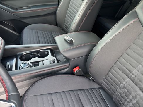 Used 2025 Ford Explorer ST-Line w/ Premium Package image 26