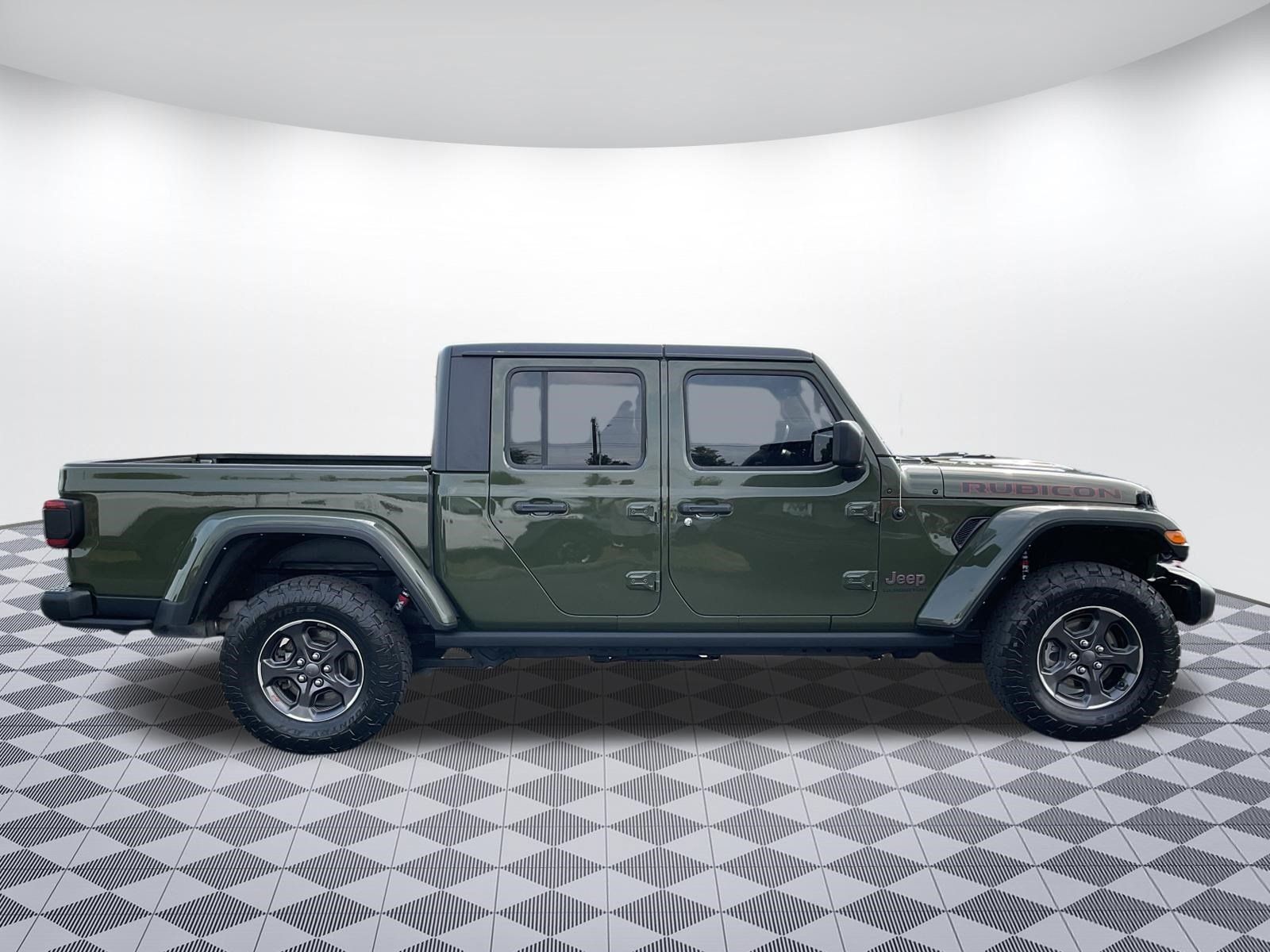 Used 2021 Jeep Gladiator Rubicon w/ Uconnect 4C Nav & Sound Group AWD/4WD image 2