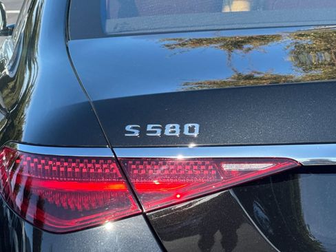 New 2026 Mercedes-Benz S 580 4MATIC Sedan image 26