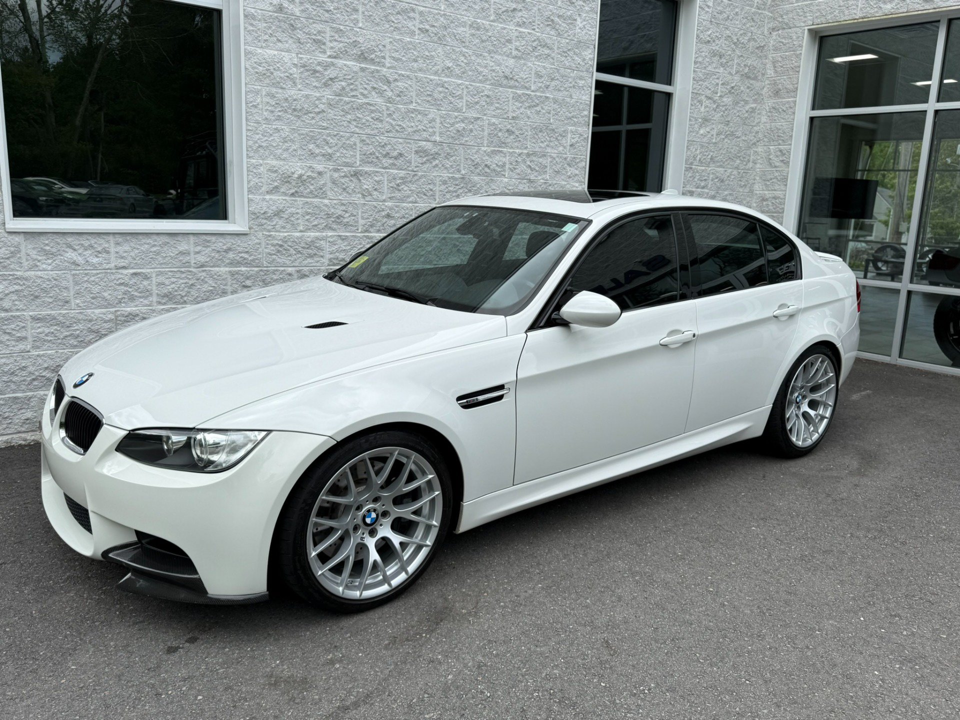 Used 2011 BMW M3 Sedan RWD image 2