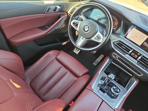Used 2021 BMW X6 xDrive40i w/ M Sport Package image 17